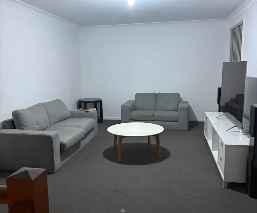 Unfurnished room in a share house