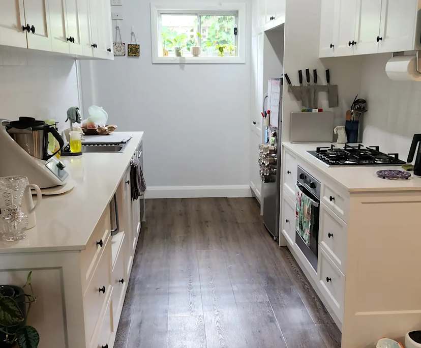 Unfurnished room in a share house