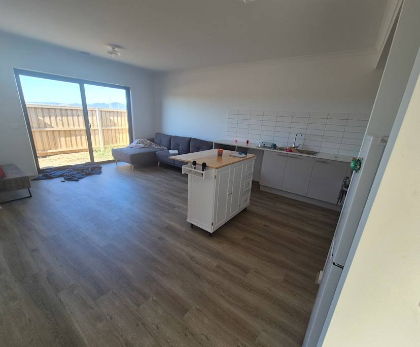 Unfurnished room in a share house