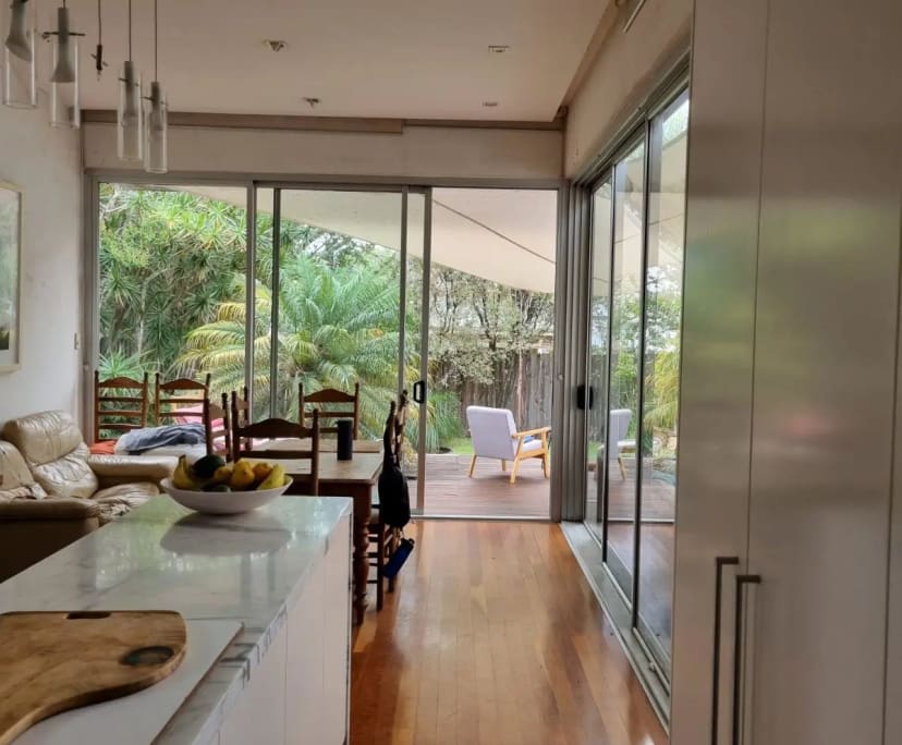 Room in a share house