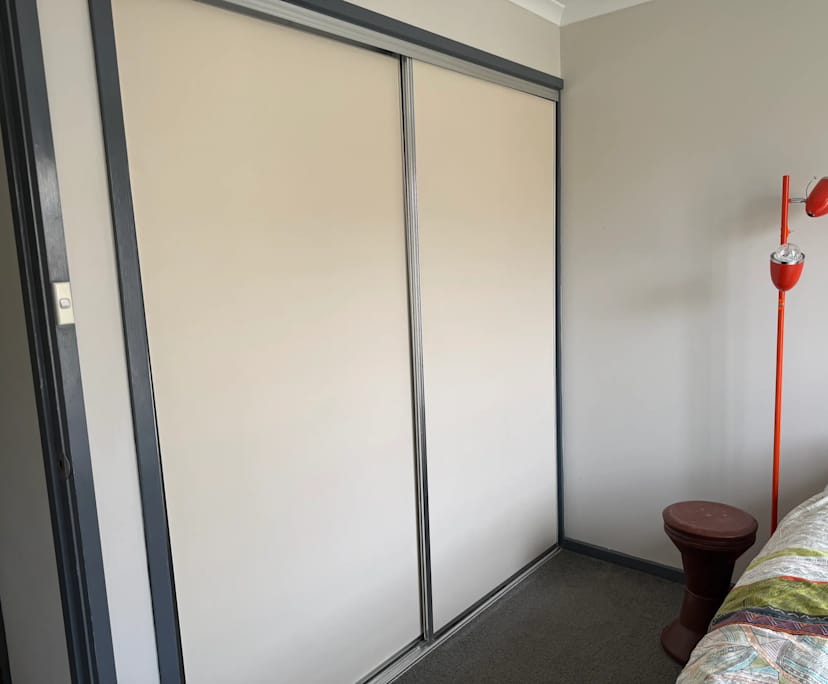 $300, Flatshare, 2 bathrooms, Turner ACT 2612