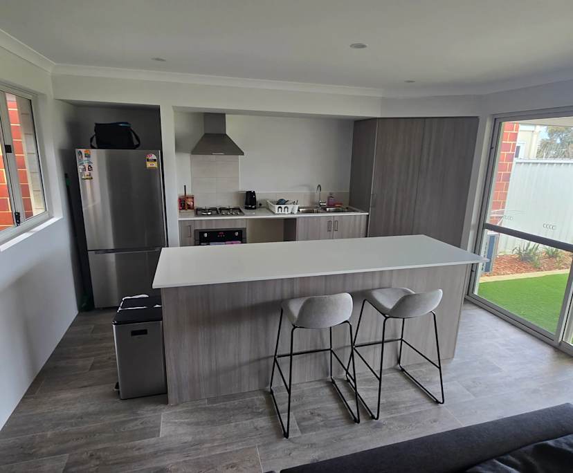 Room in a share house