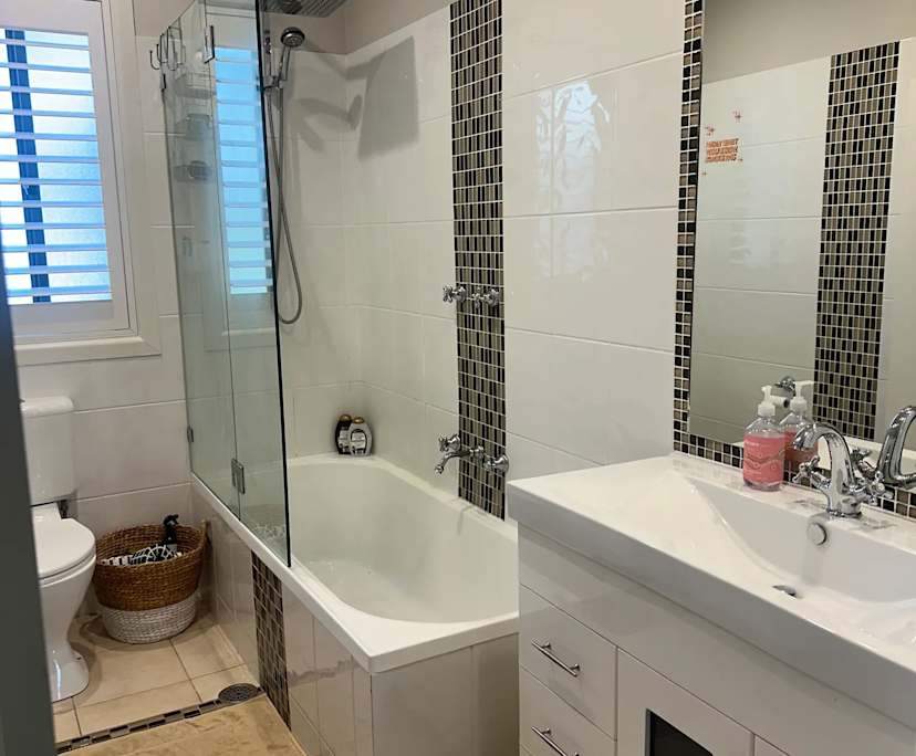 $350, Share-house, 4 bathrooms, Karabar NSW 2620