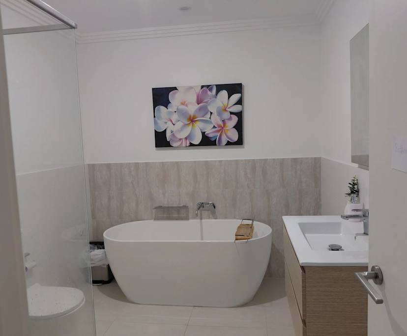 $300, Student-accommodation, 3 bathrooms, Glenmore Park NSW 2745