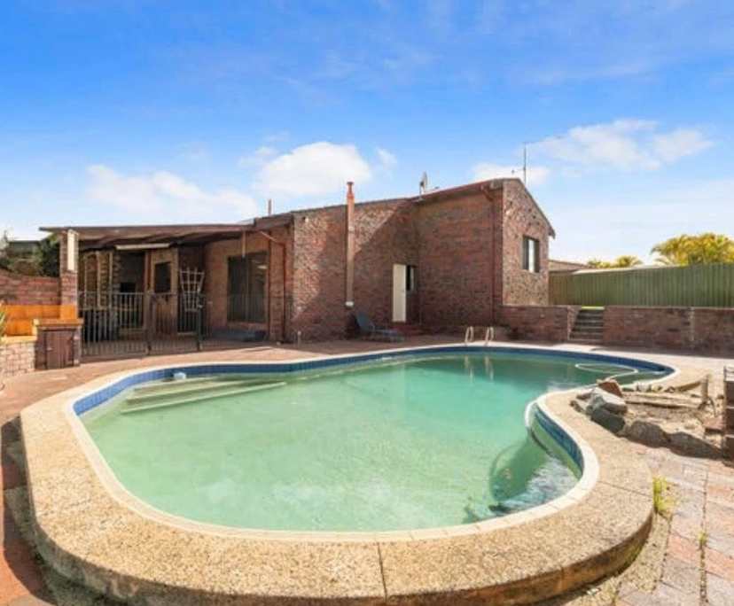 Furnished room in a share house