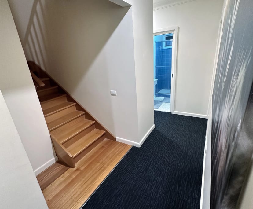 $390, Share-house, 6 bathrooms, Bentleigh East VIC 3165