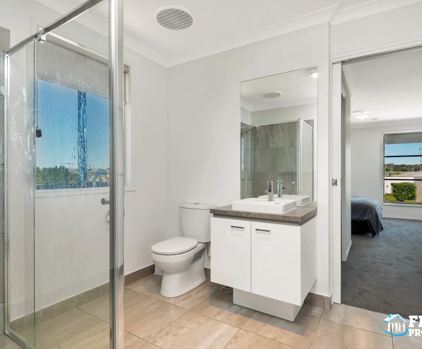 $220, Student-accommodation, 6 bathrooms, Highton VIC 3216