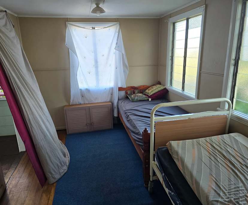 $100, Share-house, 3 bathrooms, Mareeba QLD 4880