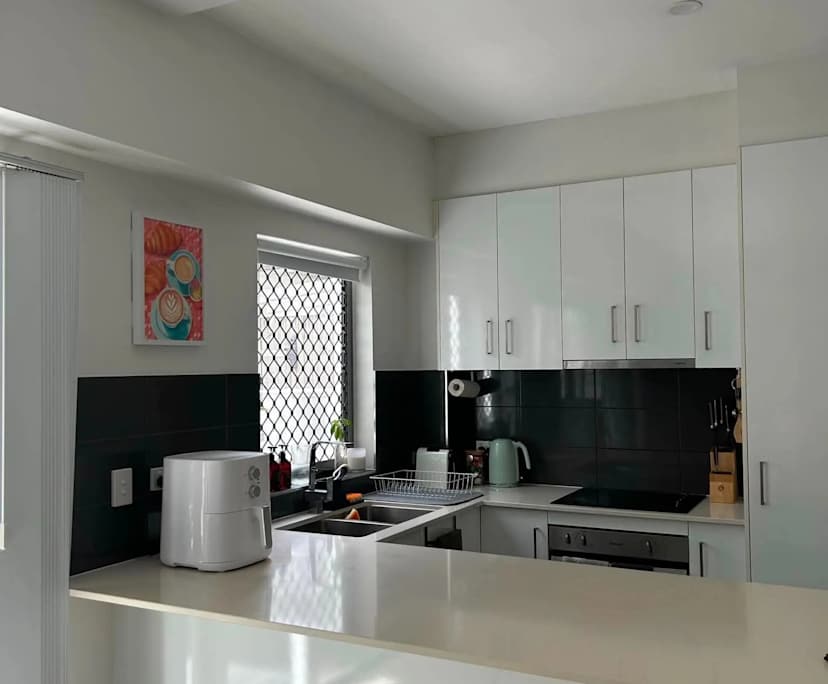 Unfurnished room in a share house