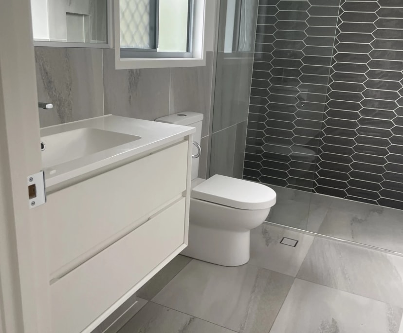 $250, Share-house, 3 bathrooms, Runcorn QLD 4113