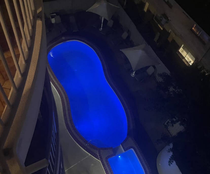 $600, 1-bed, 1 bathroom, Broadbeach QLD 4218