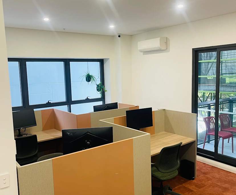 Furnished room with own bathroom