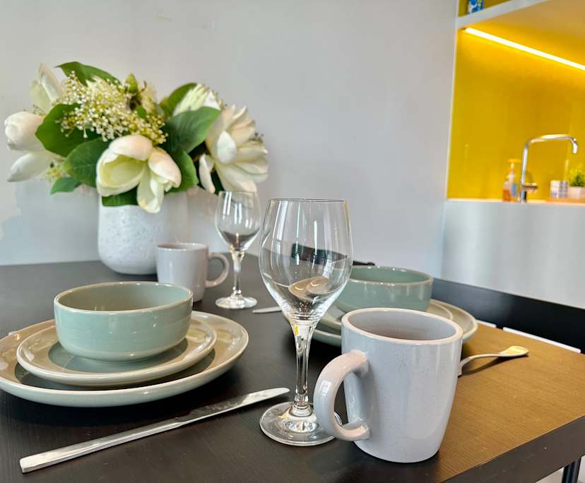 $520, Homestay, 2 rooms, Melbourne VIC 3000, Melbourne VIC 3000