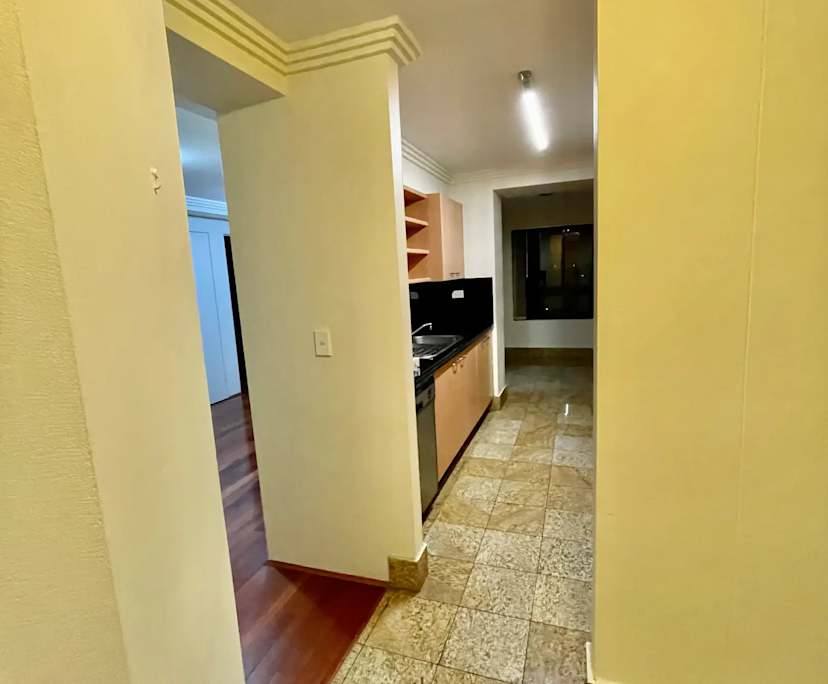 Furnished room in a flatshare