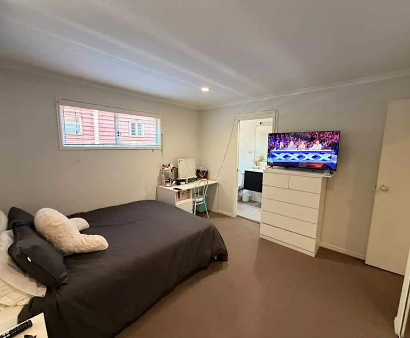 $330, Share-house, 3 bathrooms, Balmoral QLD 4171
