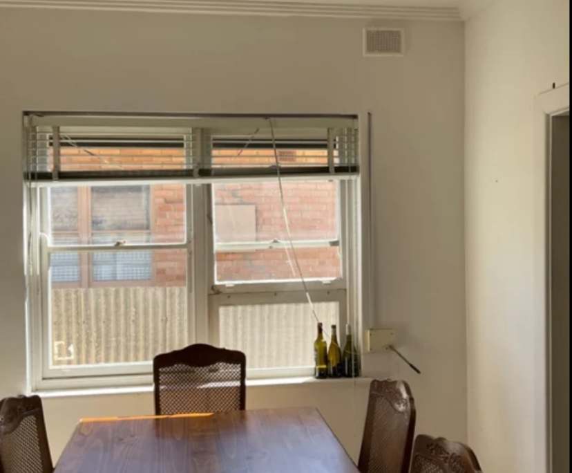 Unfurnished room in a share house