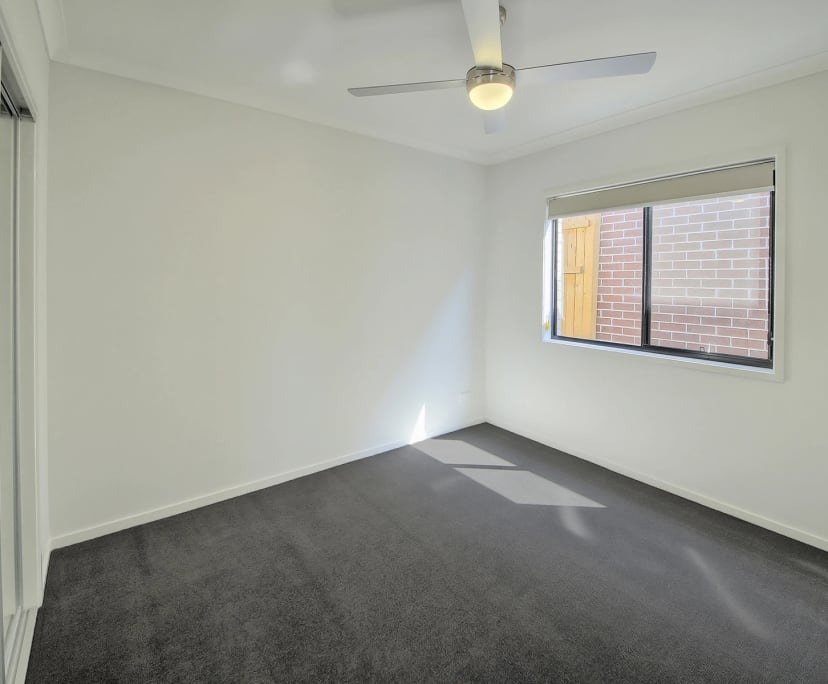 Room for Rent in Springfield Lakes, Brisbane 250,...