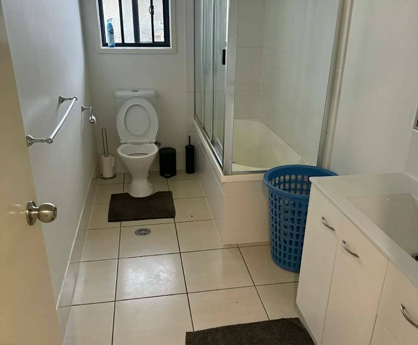 $290, Share-house, 2 bathrooms, Gracemere QLD 4702