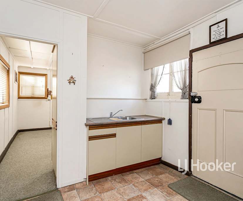 $420, Whole-property, 1 bathroom, West Beach SA 5024