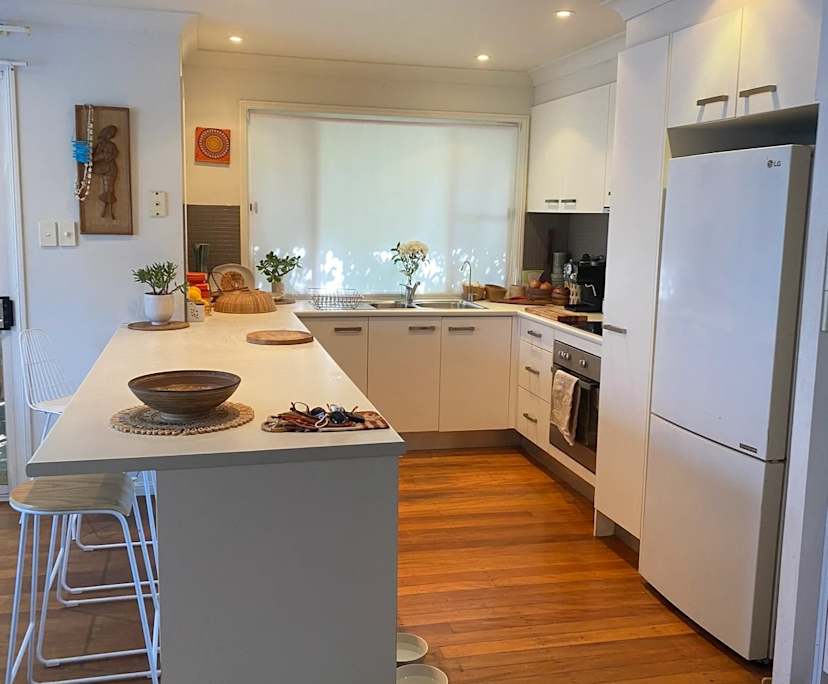 $350, Share-house, 3 bathrooms, Sunrise Beach QLD 4567