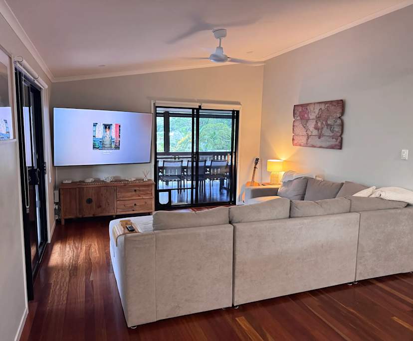 $350, Share-house, 4 bathrooms, Jubilee Pocket QLD 4802