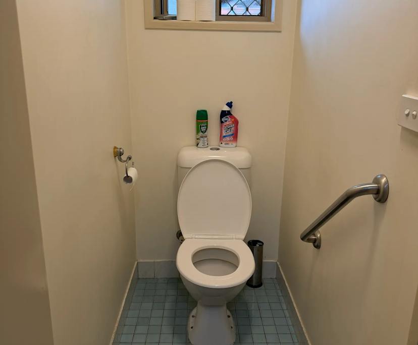 $280, Student-accommodation, 3 bathrooms, Allenstown QLD 4700