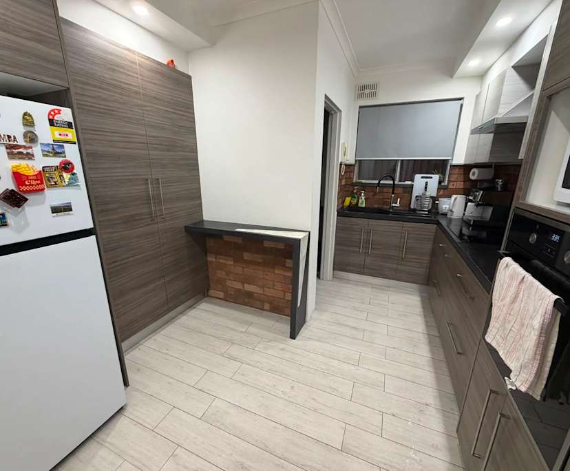 Furnished room in a flatshare