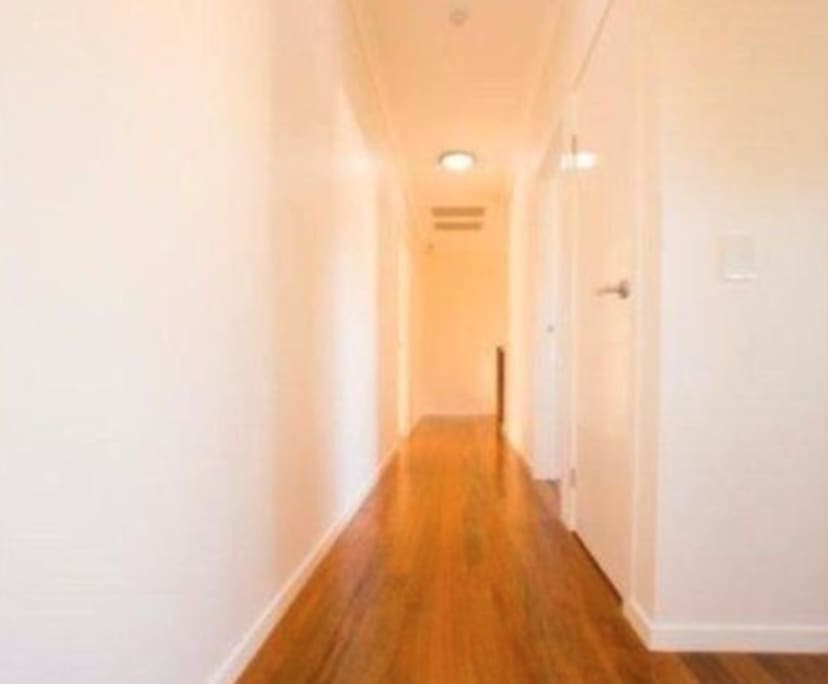 Room for Rent in Hawthorne, Brisbane 210, Unfurni...