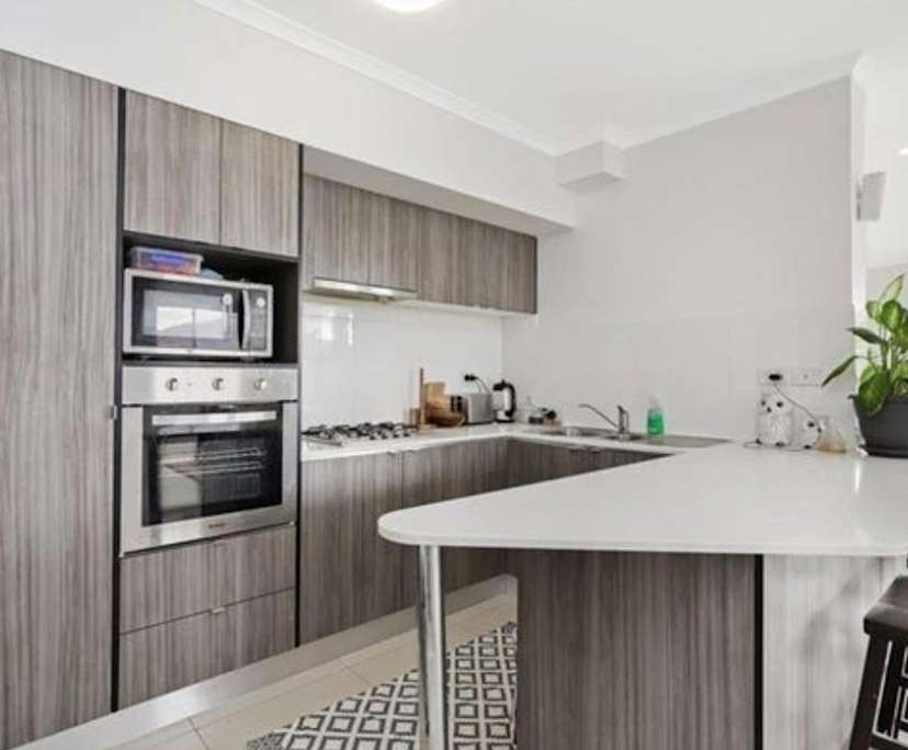 $365, Flatshare, 2 bathrooms, Ascot QLD 4007