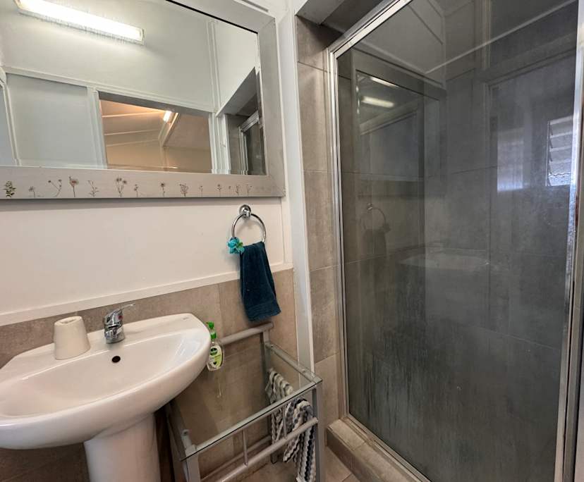 $295-450, Share-house, 2 rooms, Hermit Park QLD 4812, Hermit Park QLD 4812