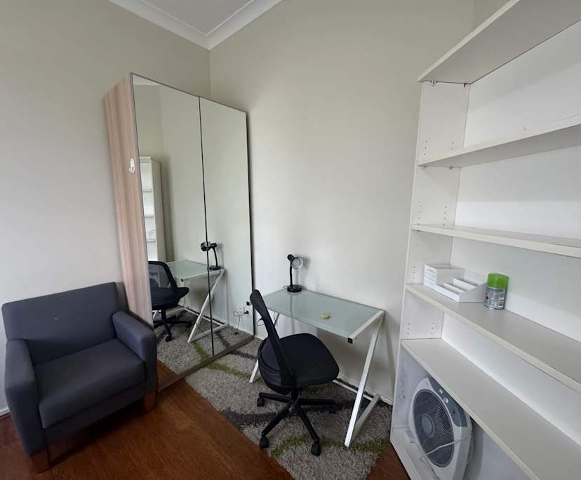 Furnished room with own bathroom