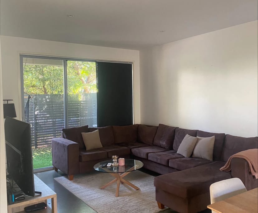 Unfurnished room with own bathroom