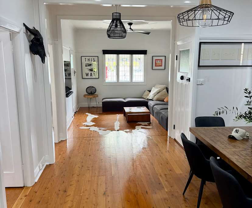 Room in a share house