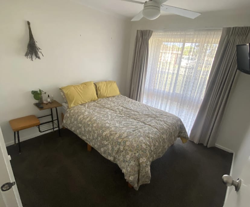 $300, Share-house, 2 bathrooms, Grovedale VIC 3216