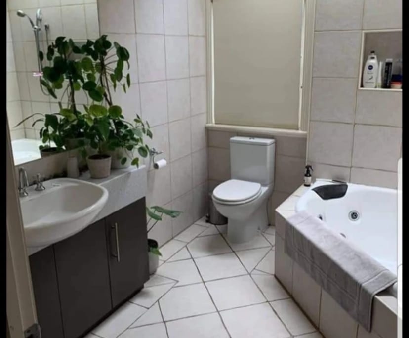 $230, Share-house, 5 bathrooms, Port Melbourne VIC 3207