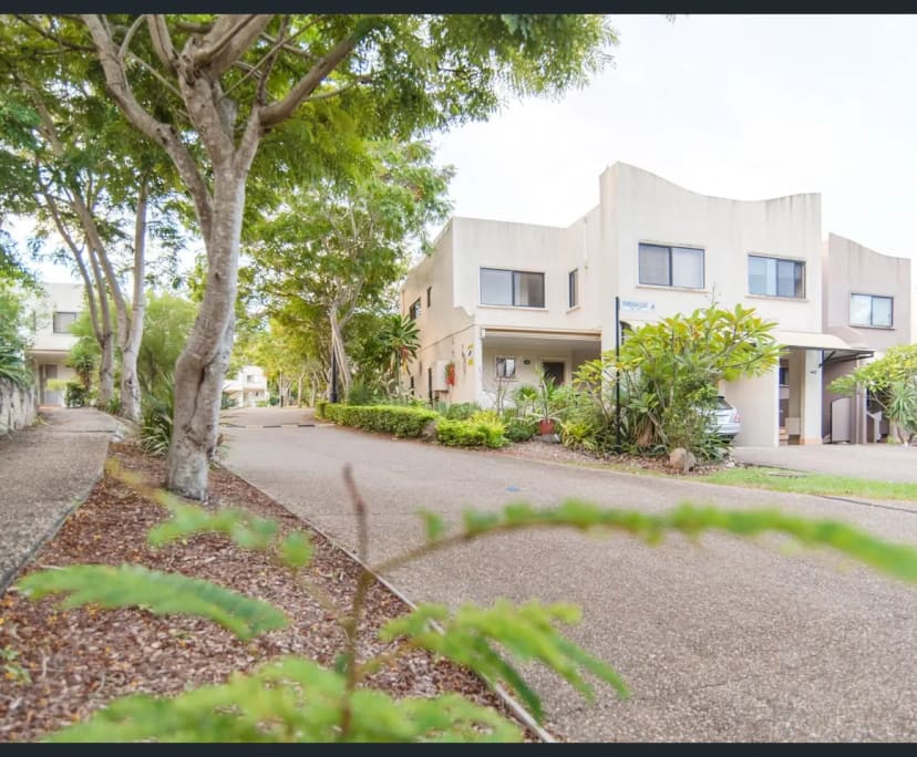 3 Rooms for Rent in Robertson, Brisbane 310350,