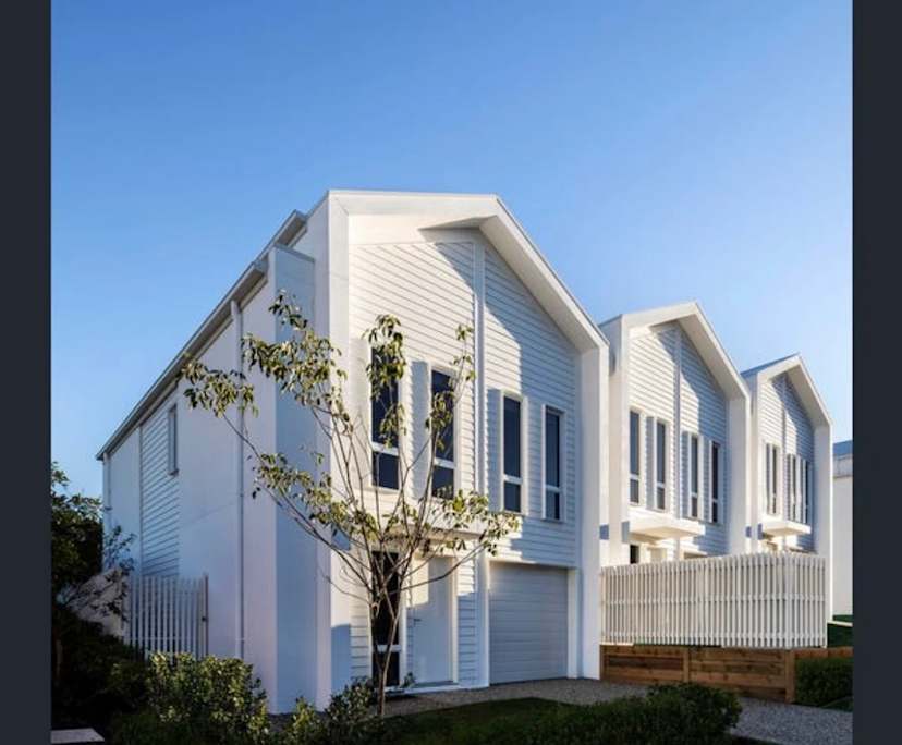 $425, Share-house, 3 bathrooms, Everton Hills QLD 4053