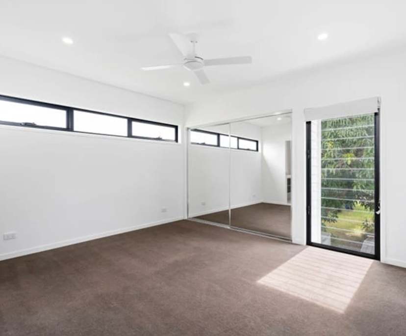 Unfurnished room in a share house