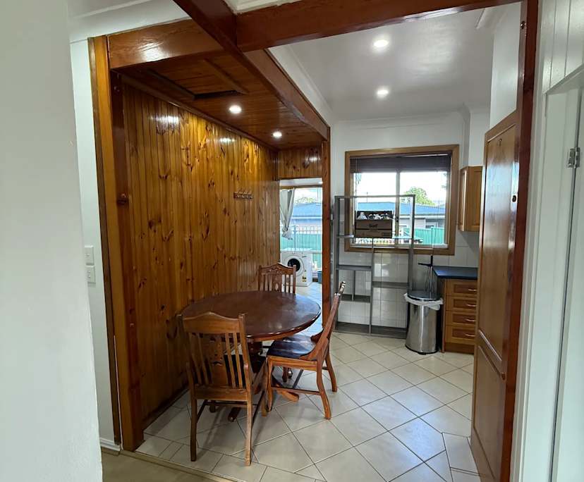 $320, Share-house, 5 bathrooms, Campbelltown NSW 2560