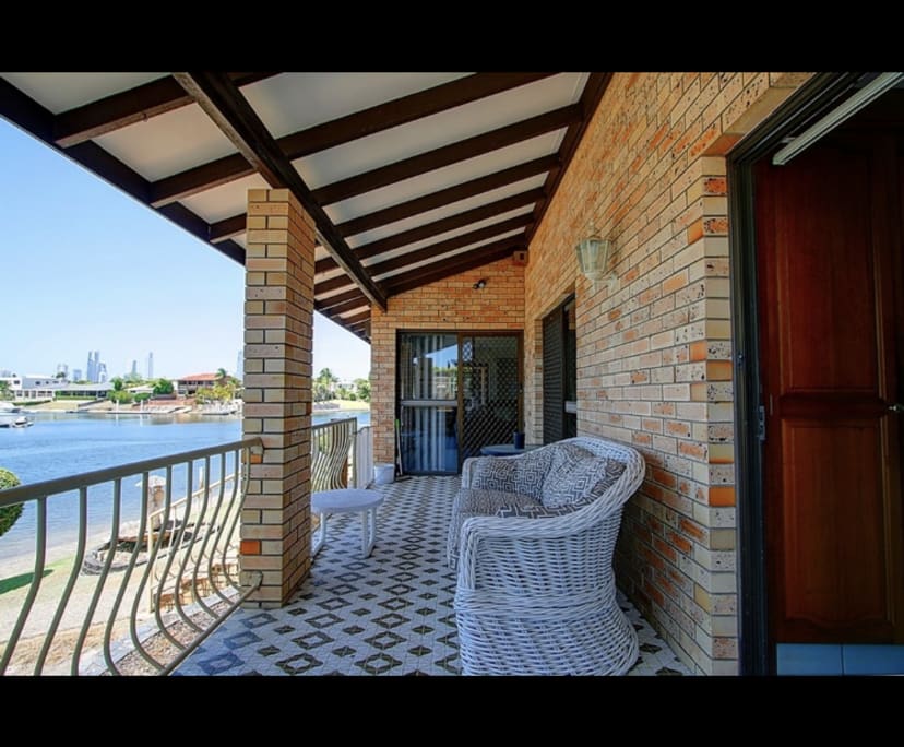 2 Rooms for Rent in Bundall, Gold Coast 225250,