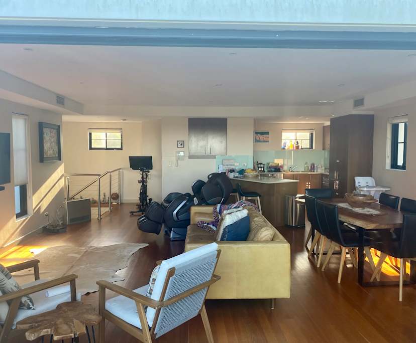 Furnished room in a share house