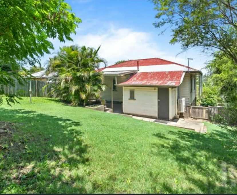 $210, Share-house, 3 bathrooms, Stafford QLD 4053
