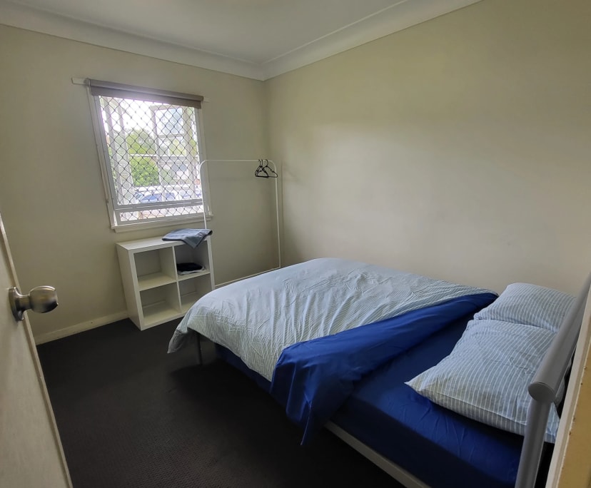 Room in a share house