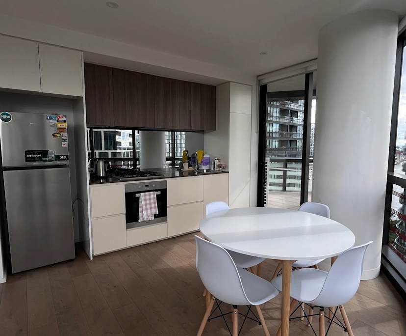 $260, Flatshare, 2 bathrooms, Docklands VIC 3008