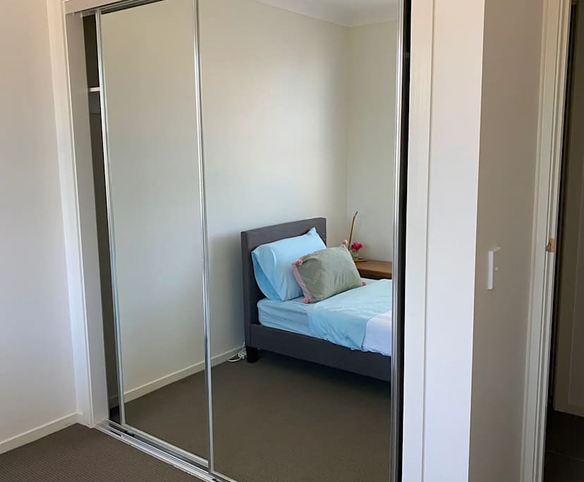 $220, Student-accommodation, 1 bathroom, Nowra NSW 2541
