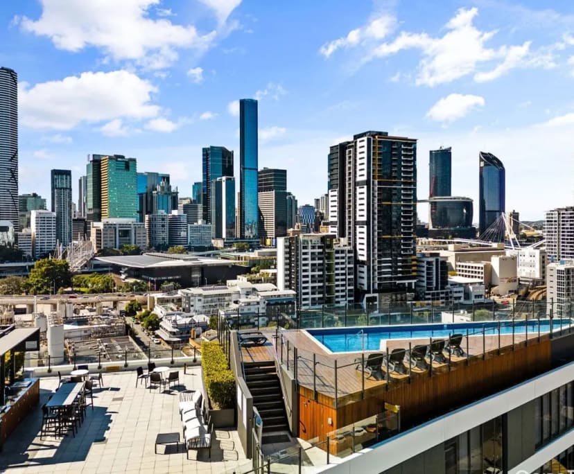 Furnished room in a flatshare