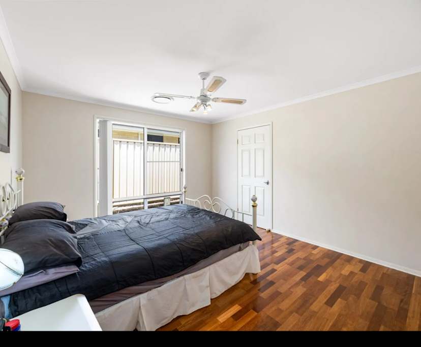 $285, Share-house, 4 bathrooms, Little Mountain QLD 4551