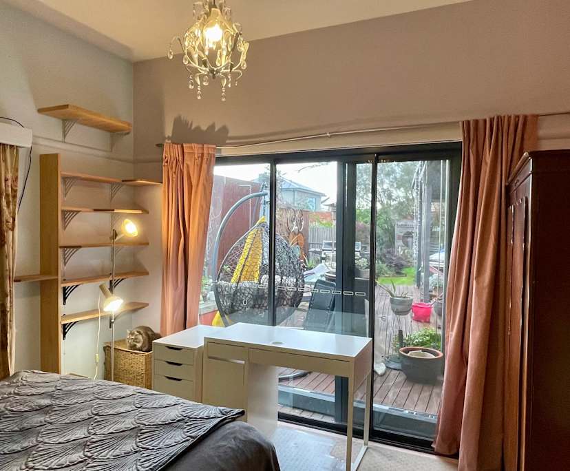 propertyImage