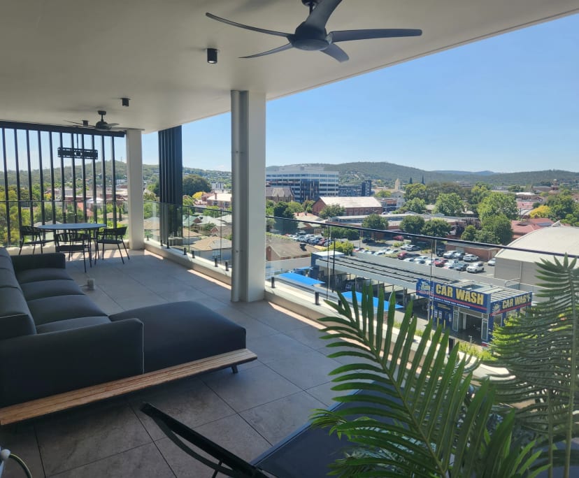 Room for Rent in South Albury, NSW 285, Furnished...