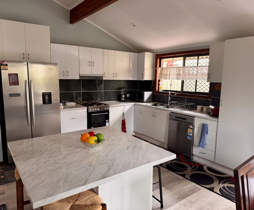 $300, Share-house, 4 bathrooms, Waterford West QLD 4133